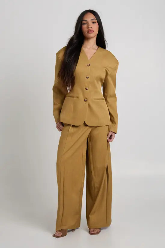 boohoo High Neck Collarless Cinched Blazer
