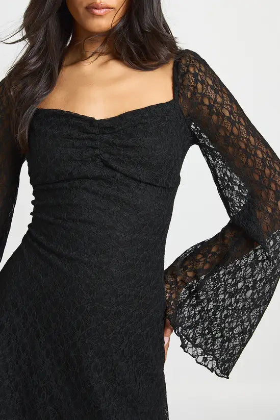 boohoo Long Sleeve Lace Shift Dress