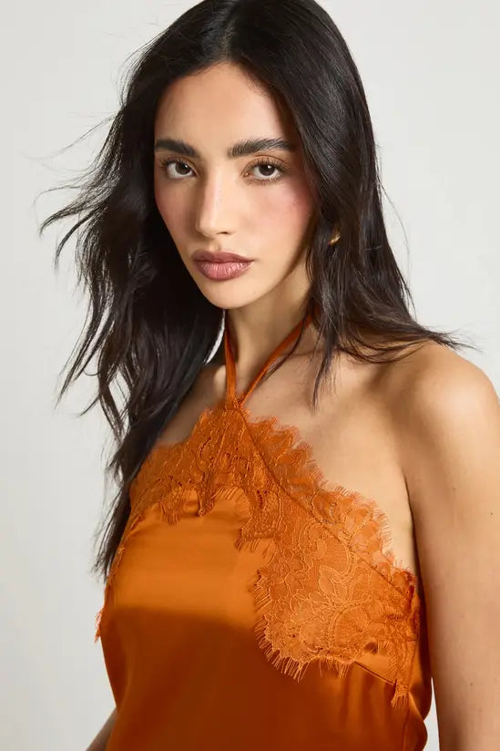 Boohoo - Satin Halterneck Mini Dress With Lace Trim