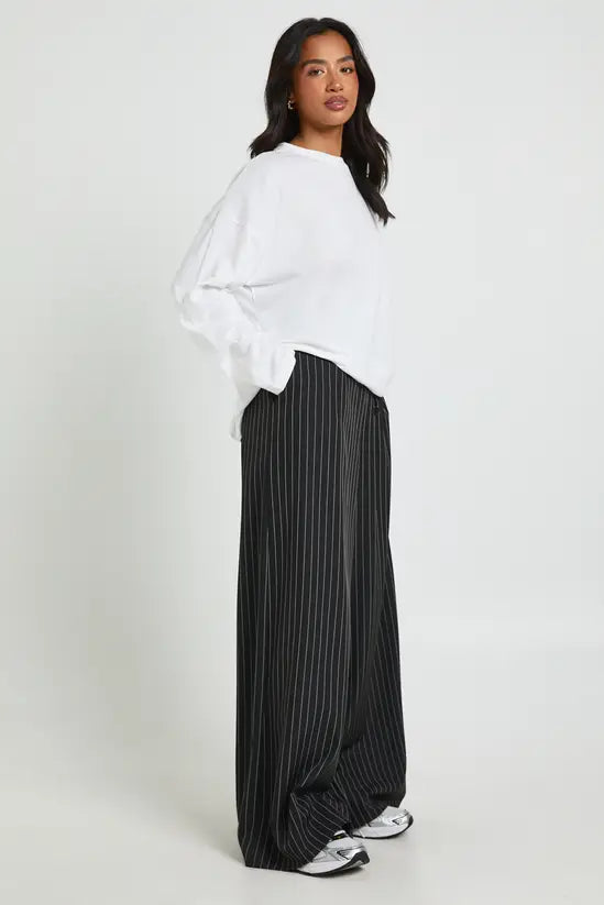 boohoo Petite Drawstring Stripe Wide Leg Trousers