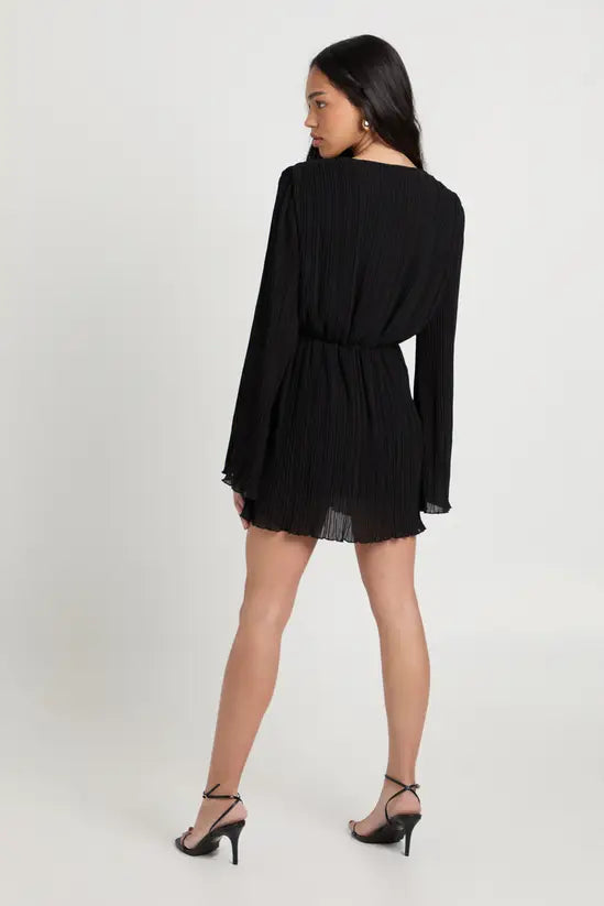 boohoo Plisse Ruffle Hem Plunge Front Skater Dress