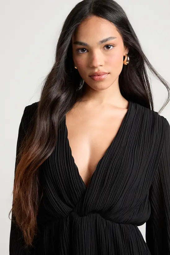 boohoo Plisse Ruffle Hem Plunge Front Skater Dress