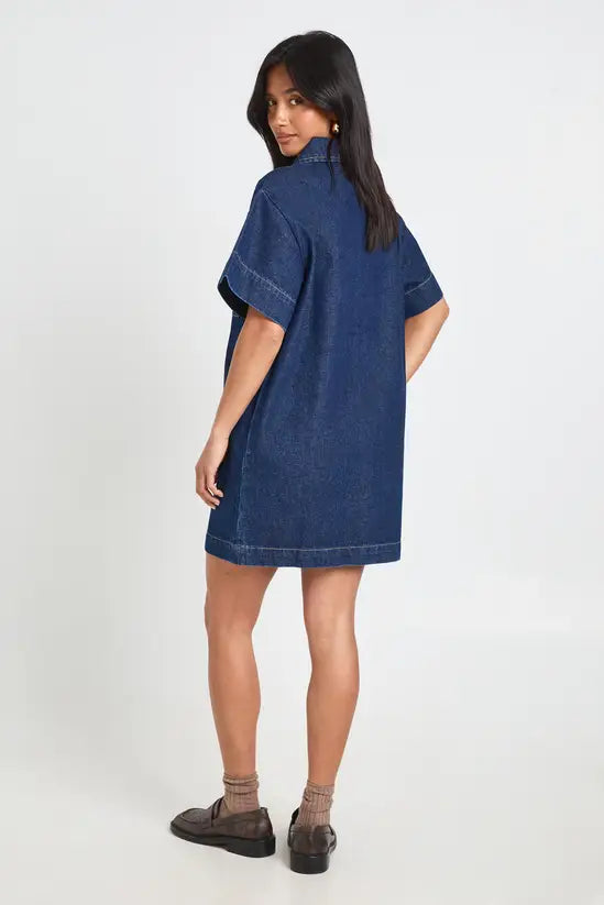 boohoo Petite Boxy Short Sleeve Denim Dress