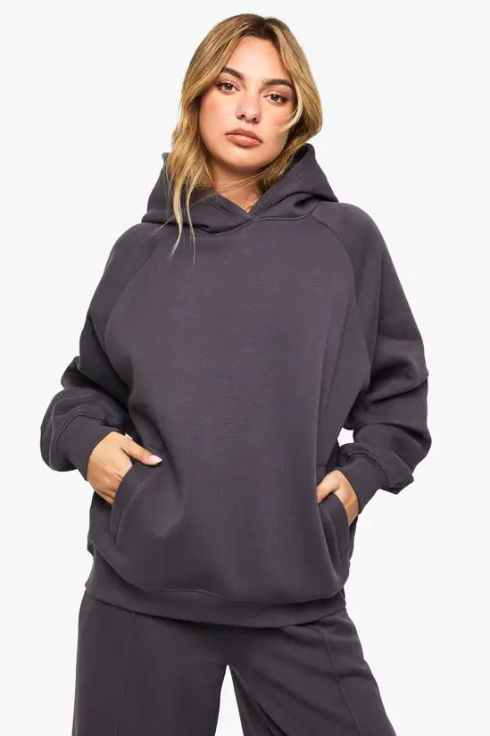 boohoo Petite Raglan Seam Oversized Hoodie