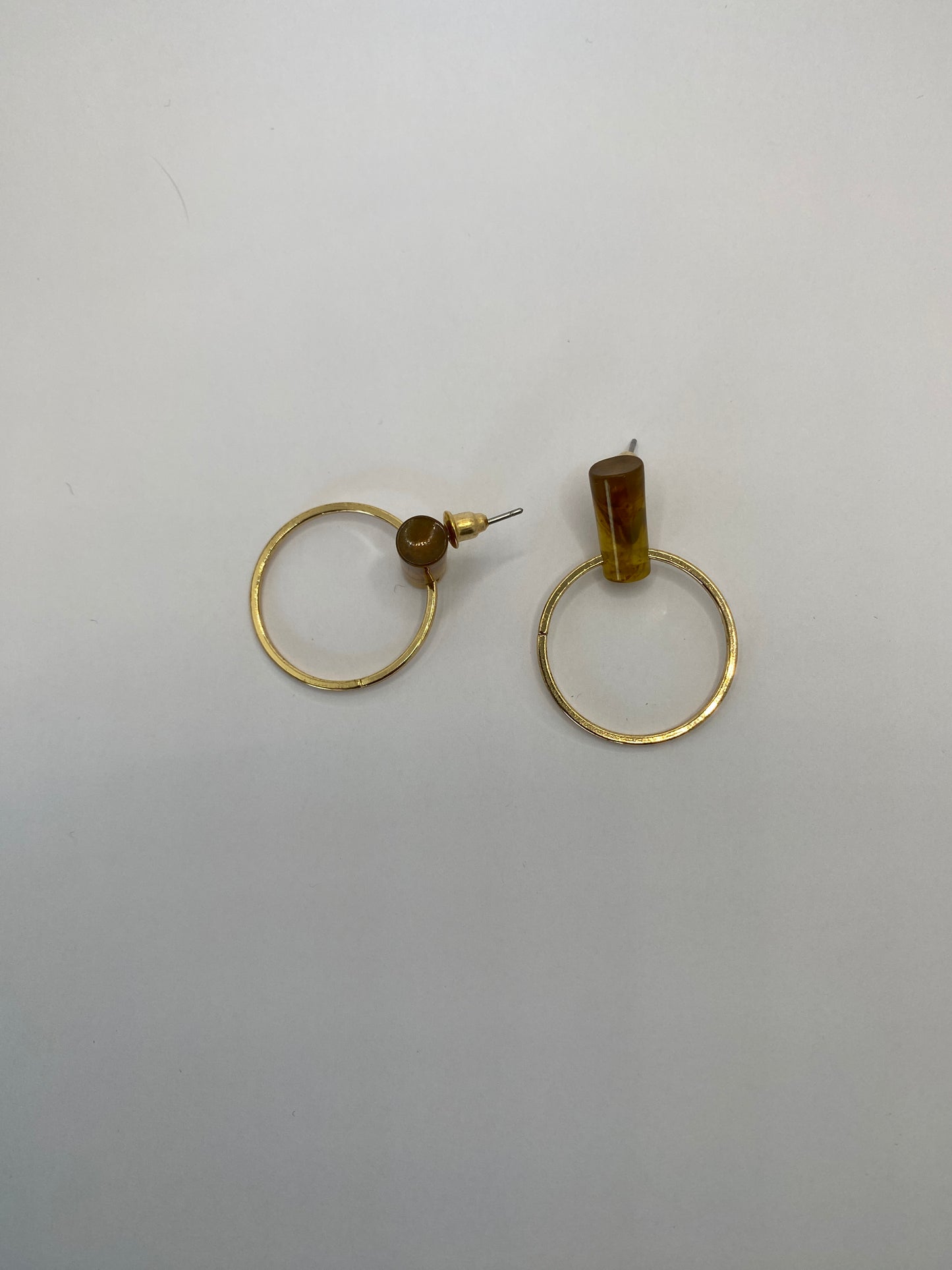 Round Unique Stone Gold Earrings