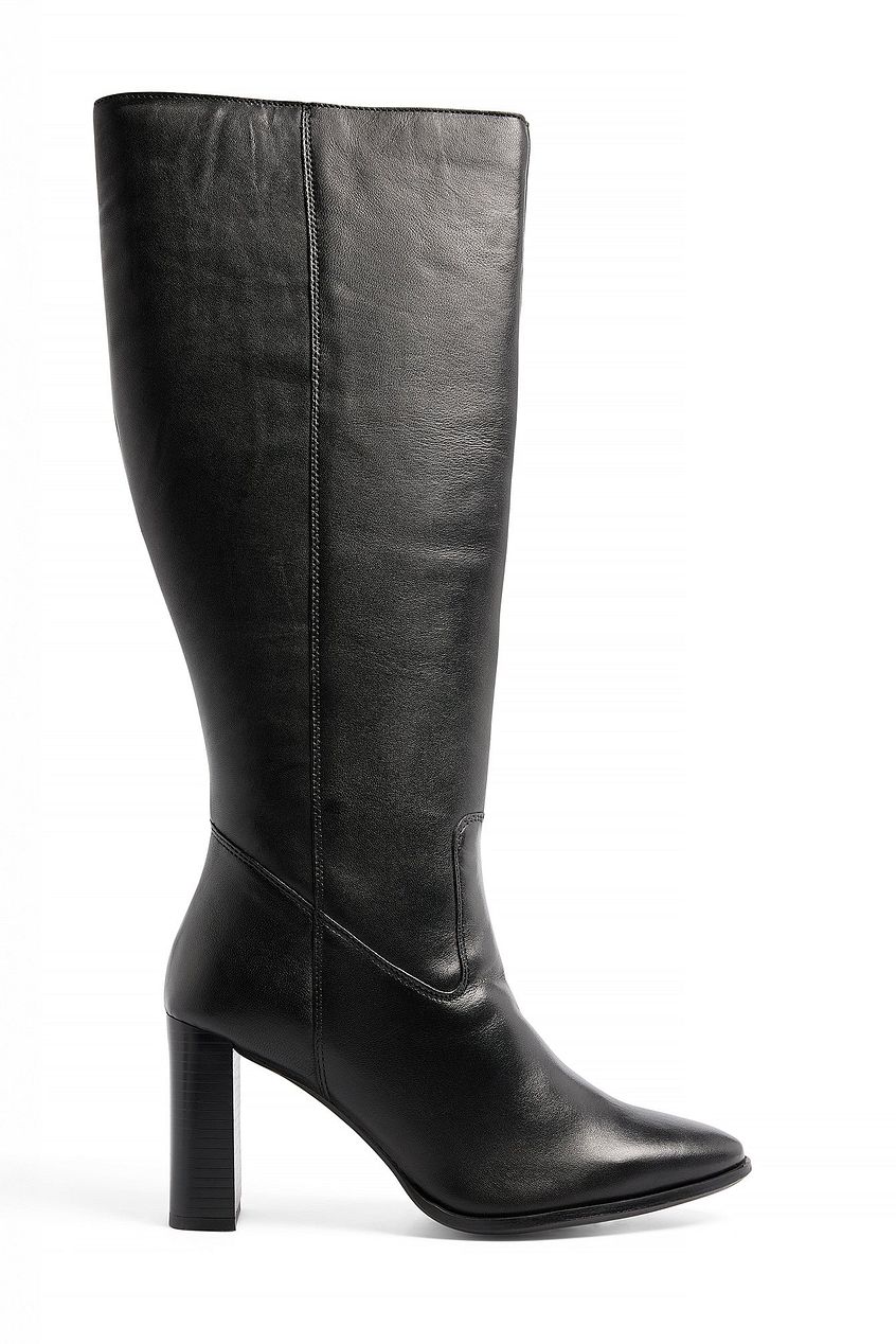 Knee High Leather Rounded Toe Boots