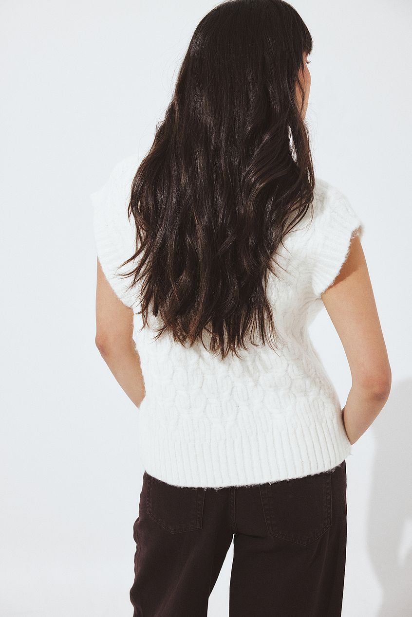 Na-kd Knitted Cable Vest