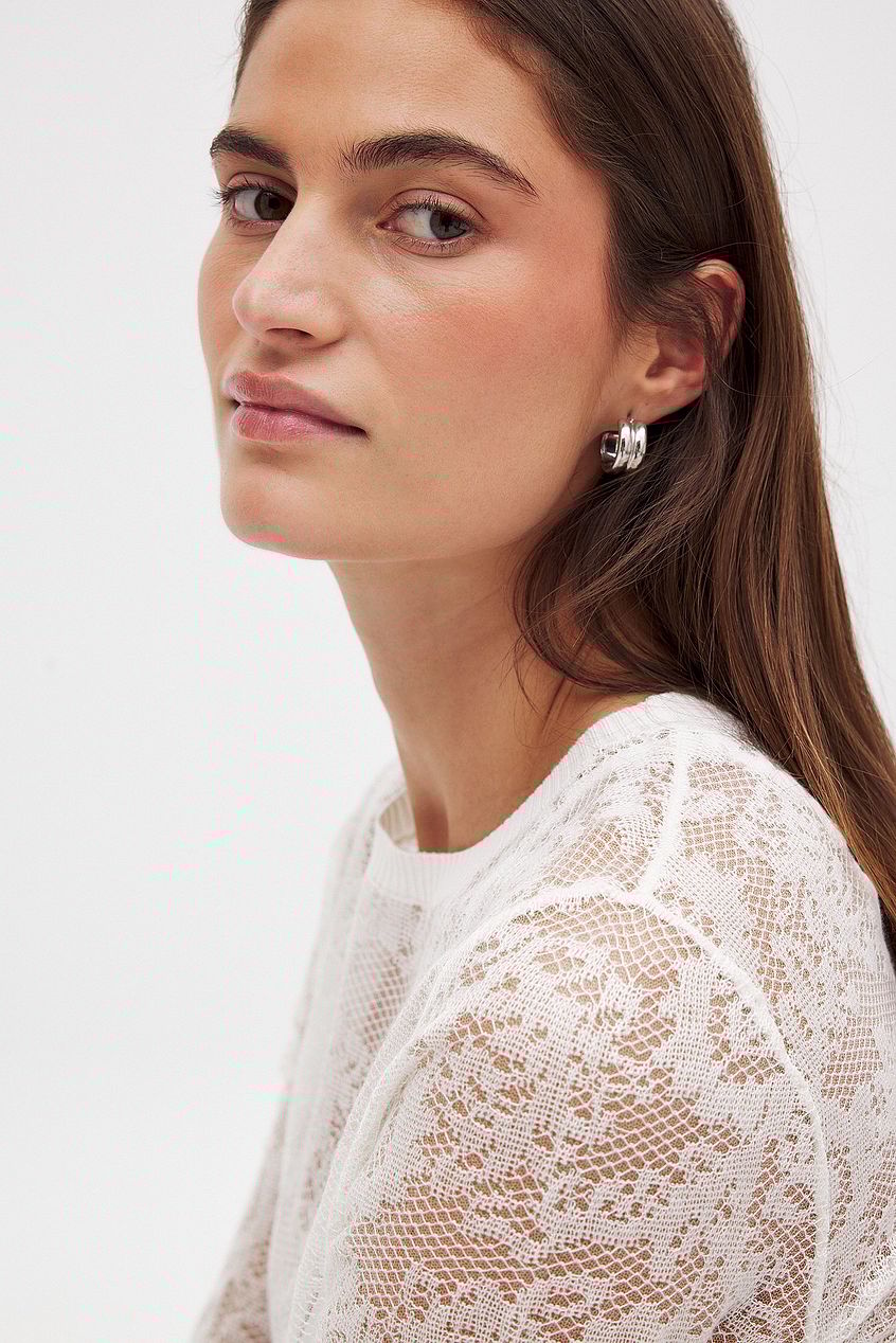 Lace Knitted Round Neck Top