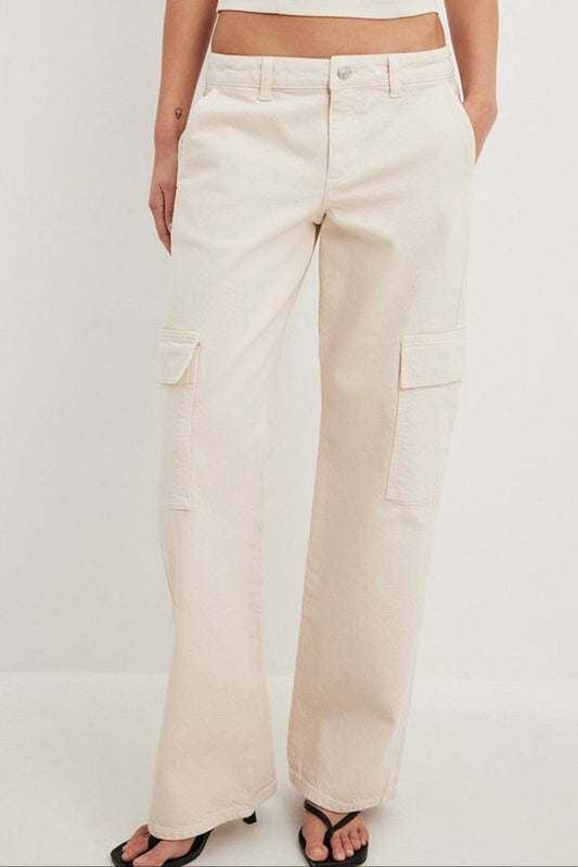 Low Waist Pocket Detail Jeans
