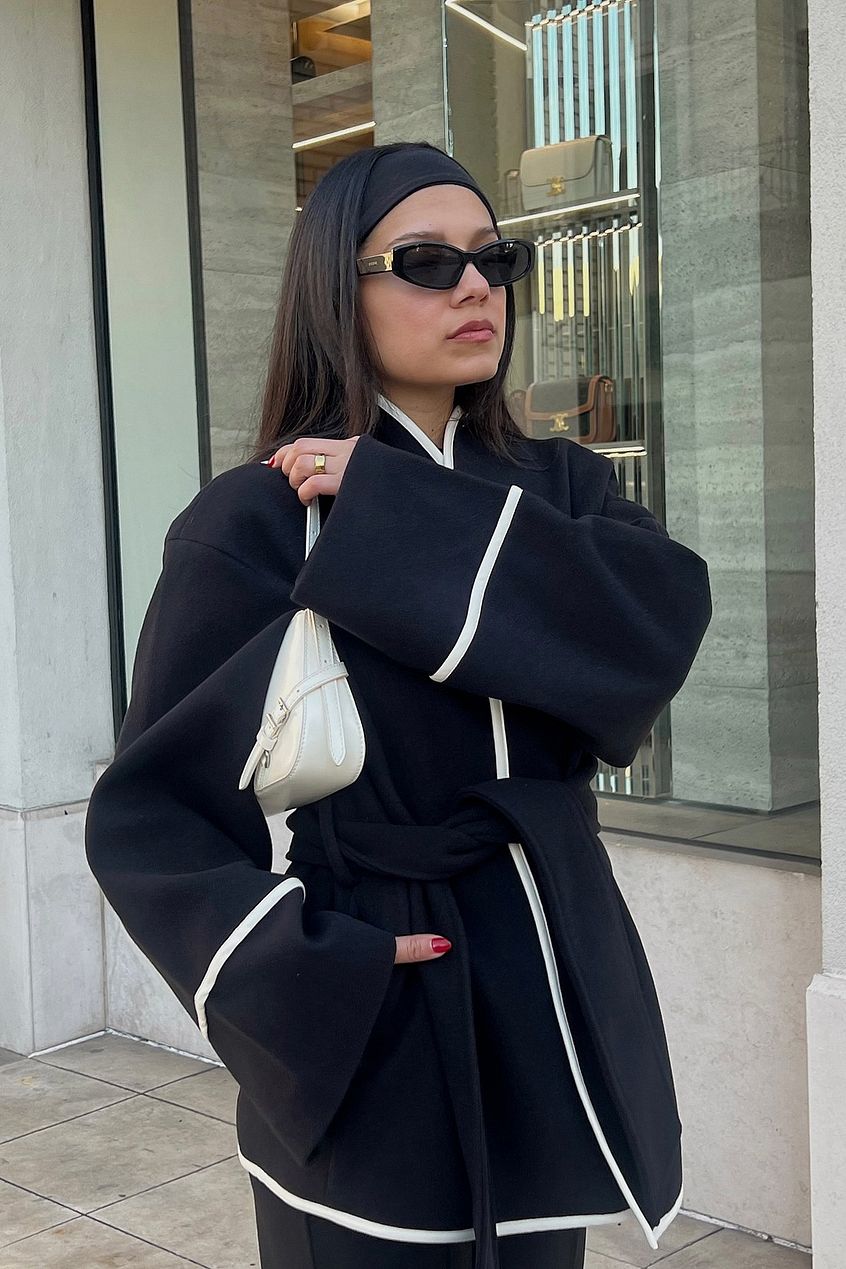 Contrast Binding Short Coat