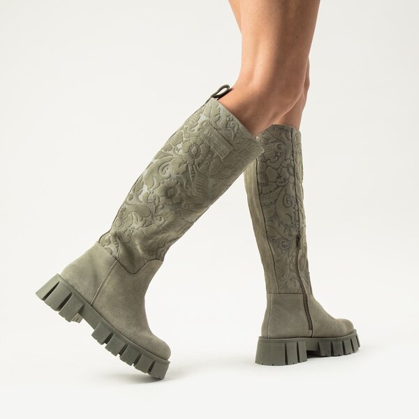 Symbiosis - High Boots Leta