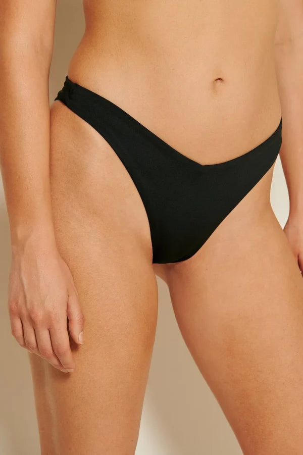 V-shaped Recycled Bikini Panty