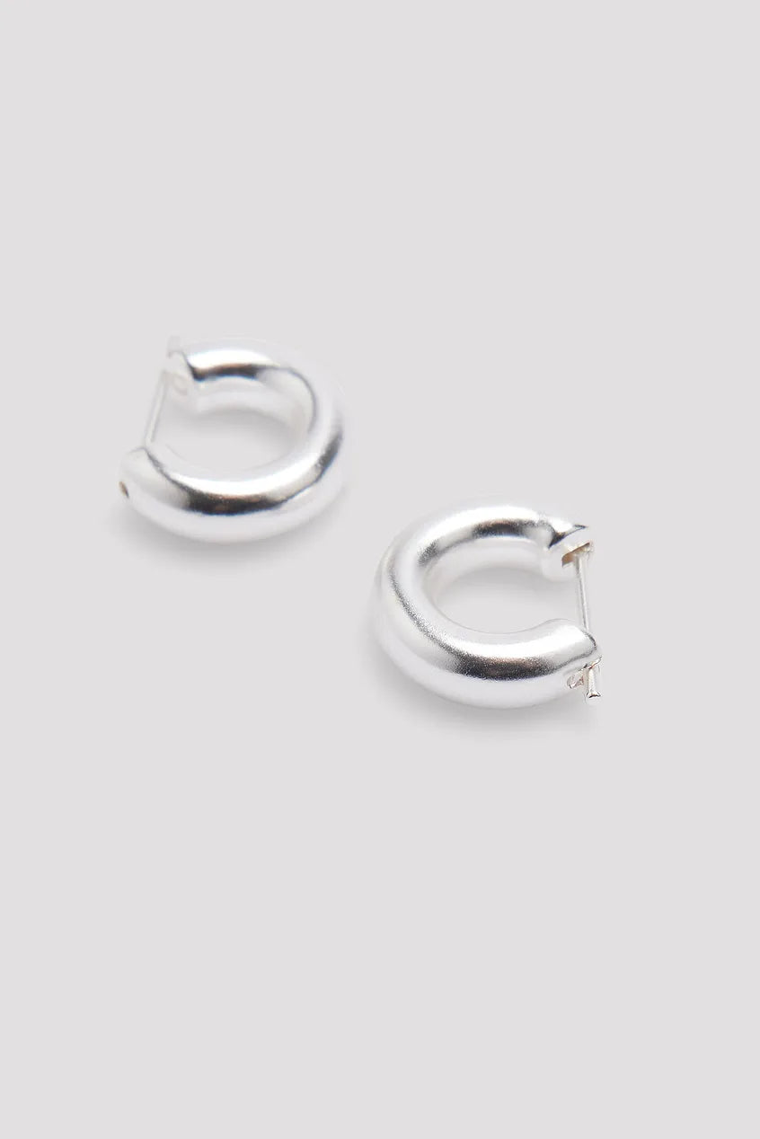 Matte Mini Chunky Hoops Silver