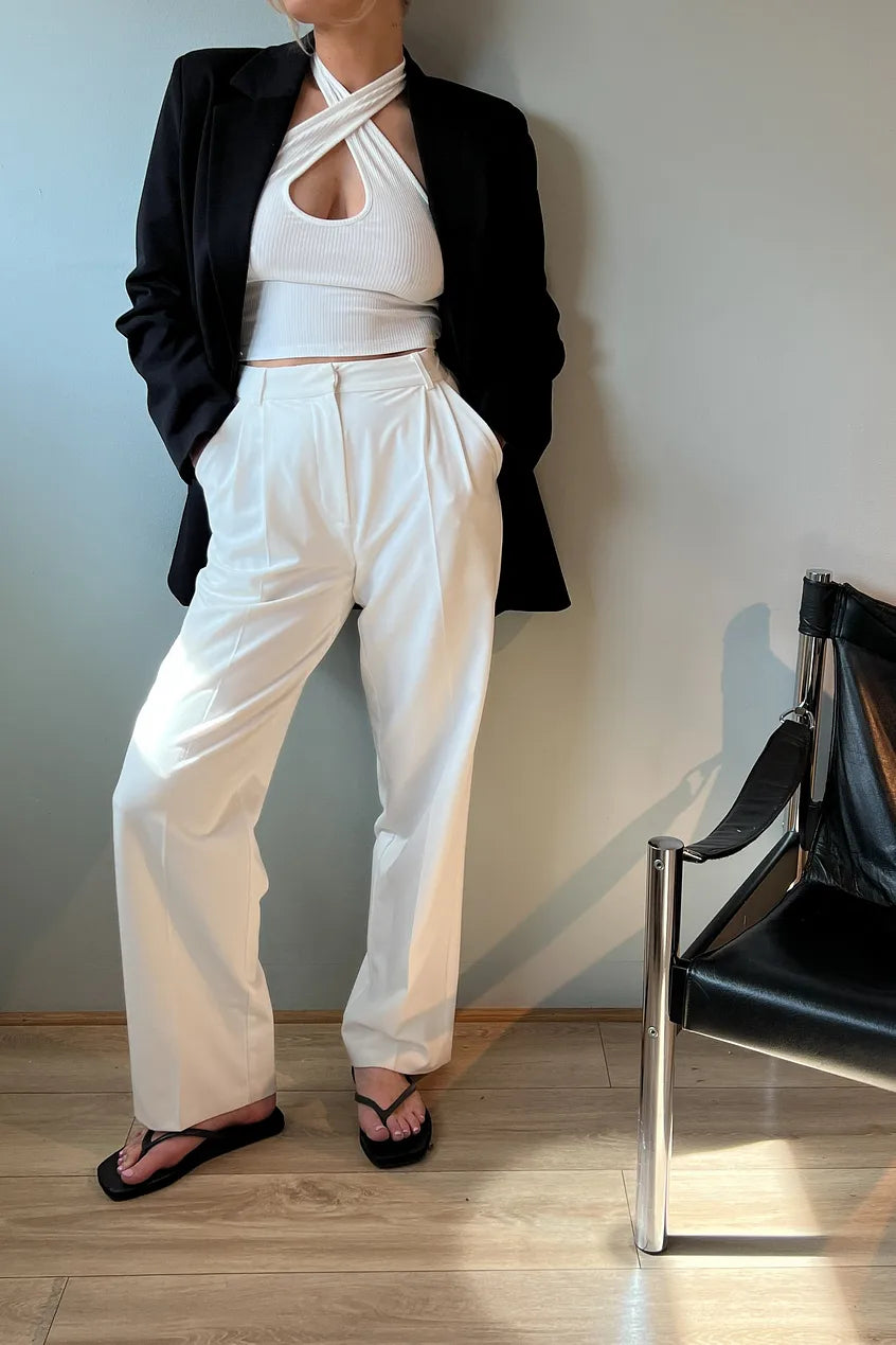 Halterneck Keyhole Rib Top