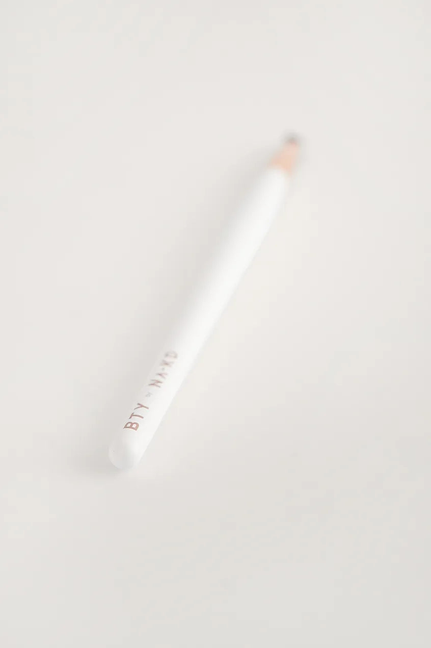 Angled Eyeshadow Brush White