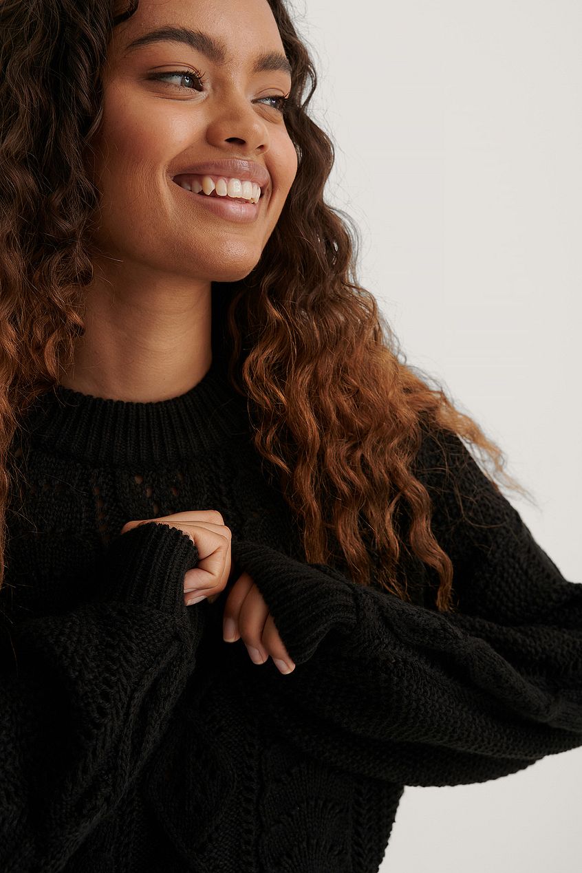 Cable Knitted Cropped Sweater