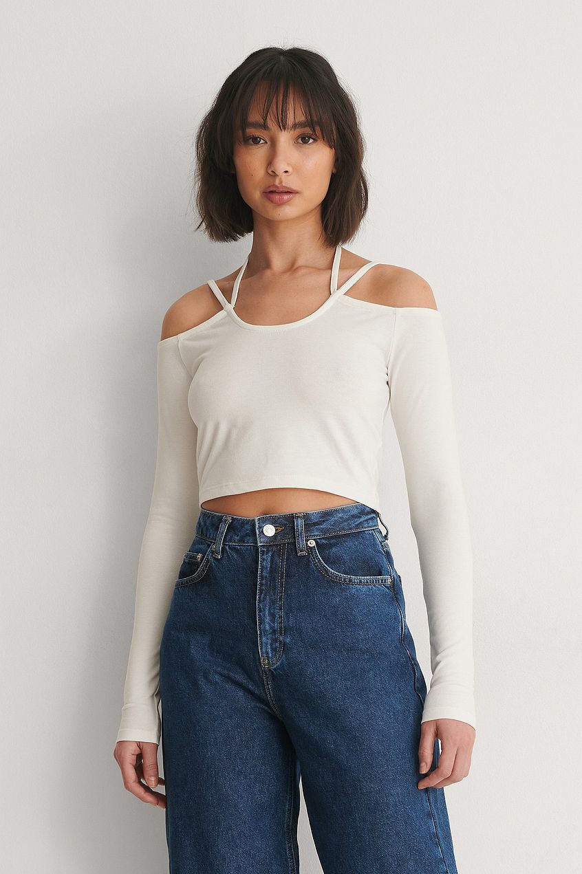 off shoulder knot detail top