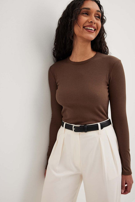 Ribbed Long Sleeved Round Neck Top