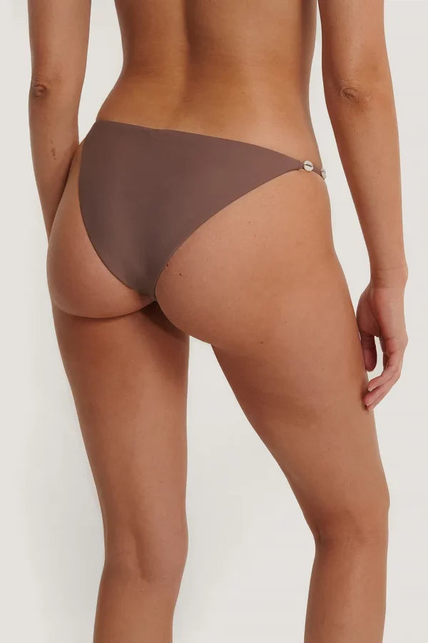 Sea Shell Detail Thin Strap Bikini Panty Brown