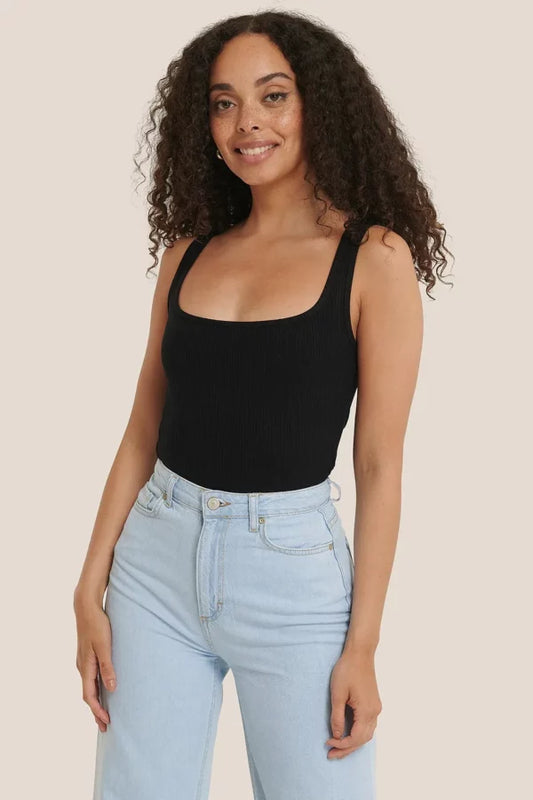 Squared Neck Singlet Black