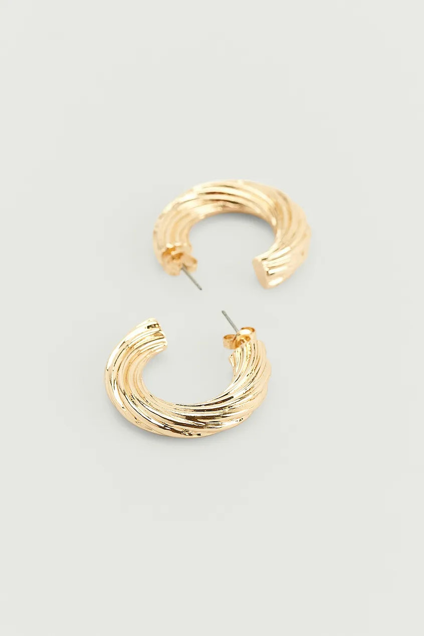 Twisted Hoop Earrings Gold