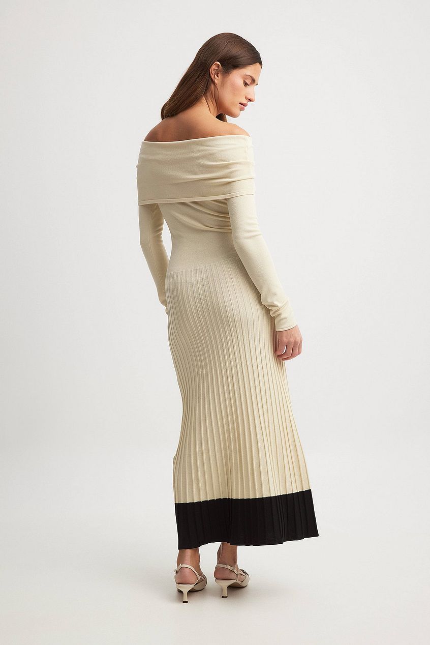 Off Shoulder Knitted Maxi Dress