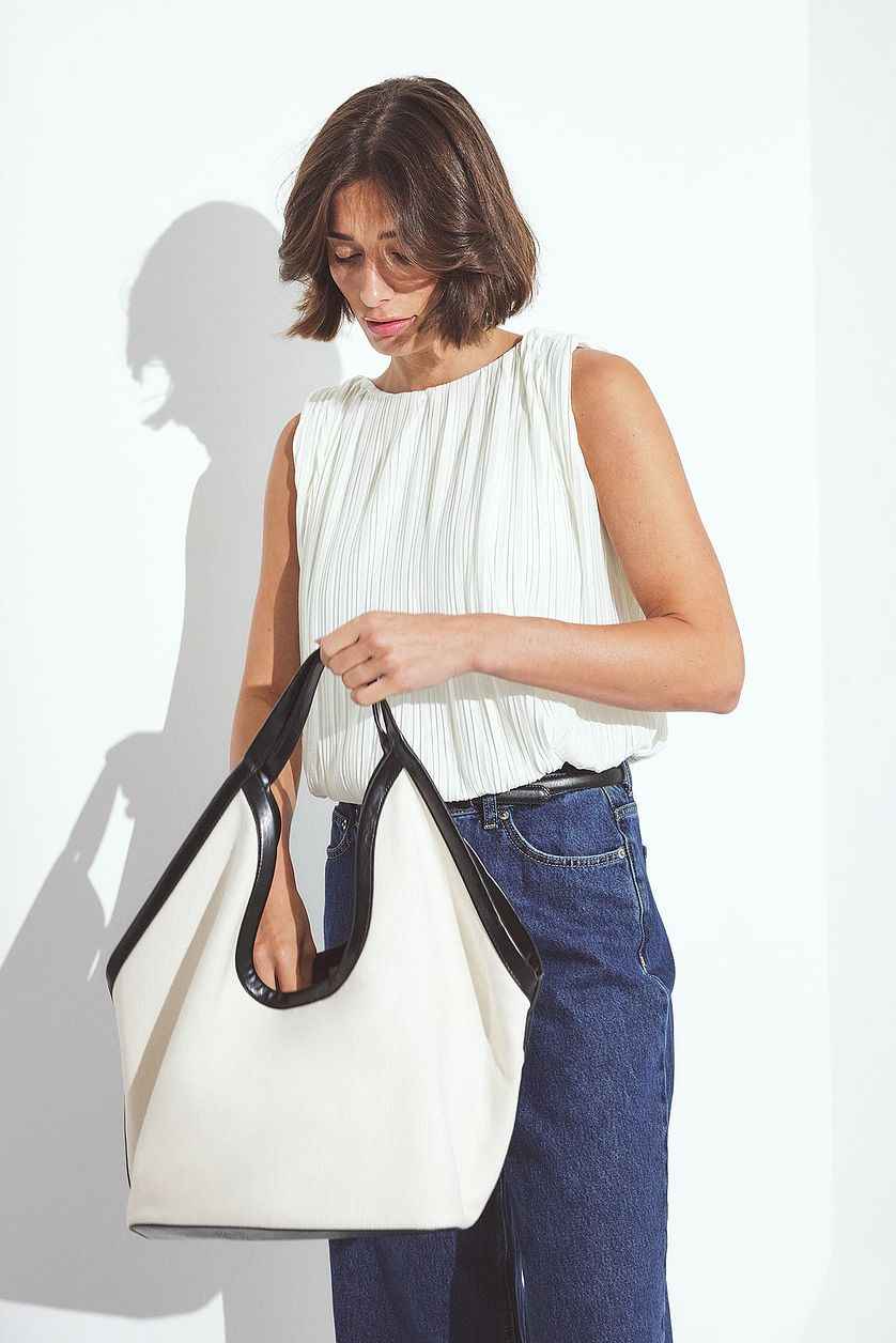 Na-kd - Puffy Pleated Top