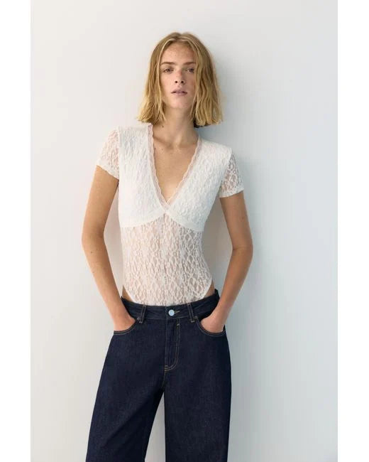 Pull&bear short sleeve lace bodysuit in white
