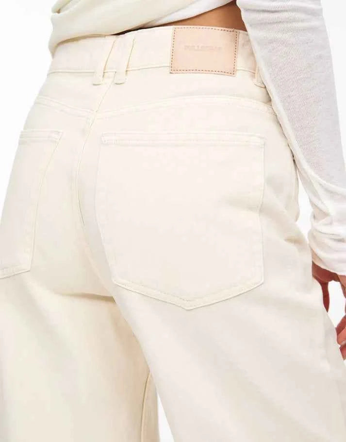 Pull&Bear turn up hem mid rise baggy jeans in ecru