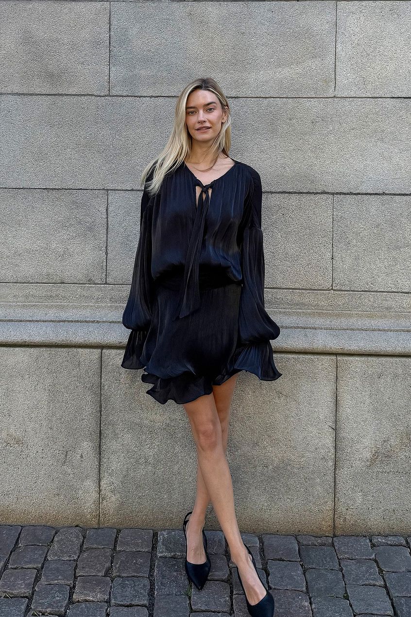 Na-kd Ruched Waist Ruffle Mini Dress