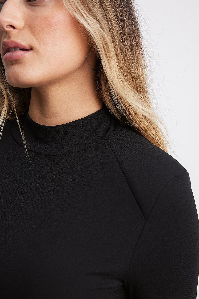 Na-kd Sharp Shoulder Body