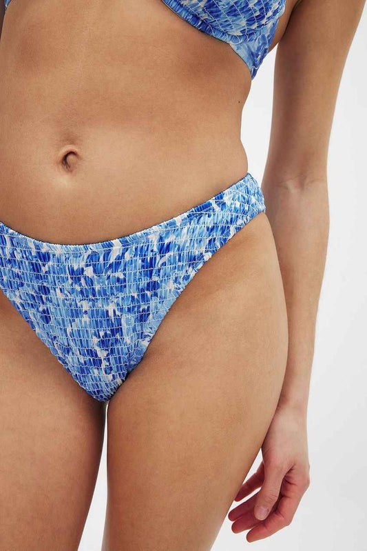 Na-kd Smocked Bikini Briefs
