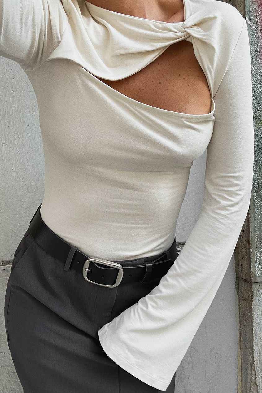 Na-kd - Soft Line Twist Top