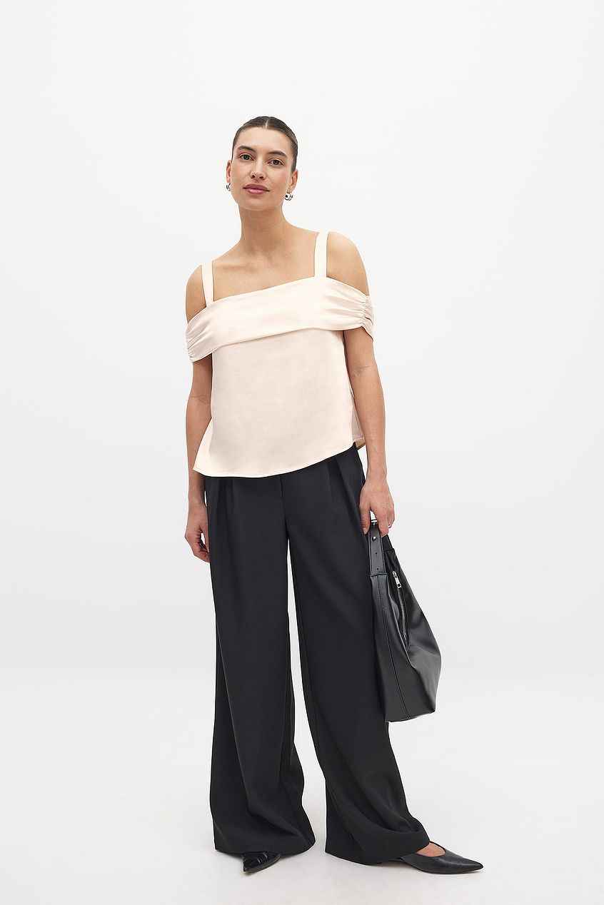 Na-kd Tie Back Satin Off Shoulder Top