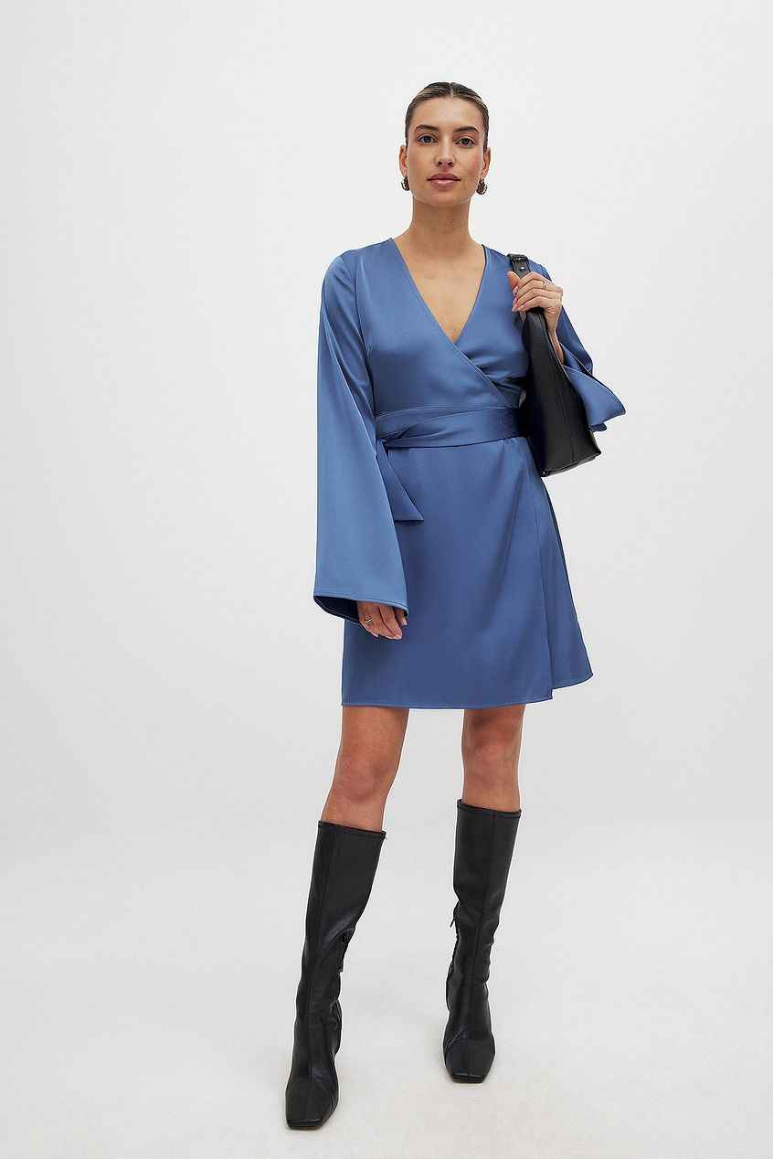 Na-kd Tie Waist Flowy Mini Dress