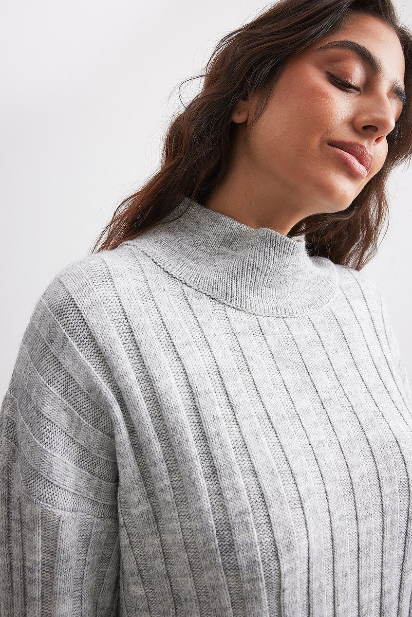 Turtle Neck Knitted Wide Rib Sweater