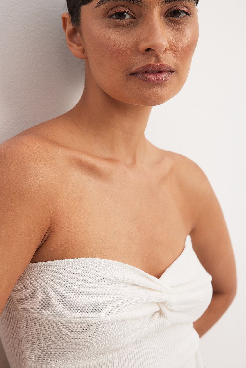 Twist Detailed Knitted Tube Top