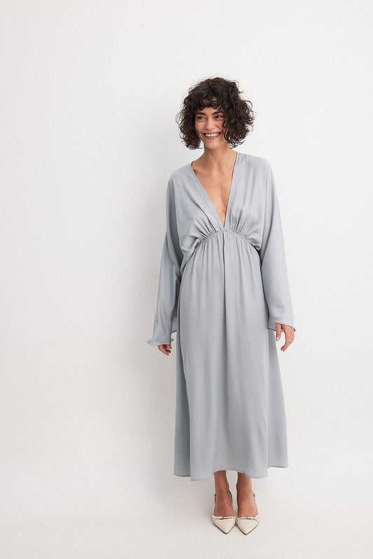 Wide Sleeve Gathered Midi Dress
