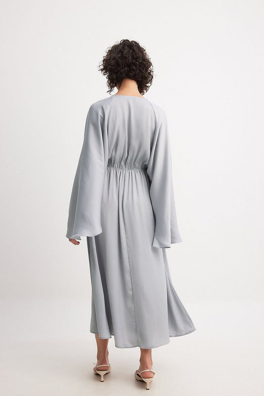 Wide Sleeve Gathered Midi Dress