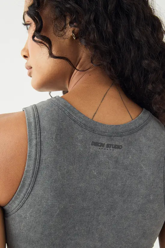 DSGN Studio Sport High Contour Washed Seamless Padded Crop Top