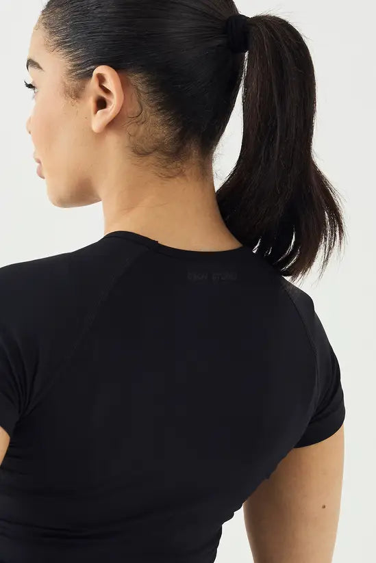 DSGN Studio Sport Contour Seamless Ruched Short Sleeve Top