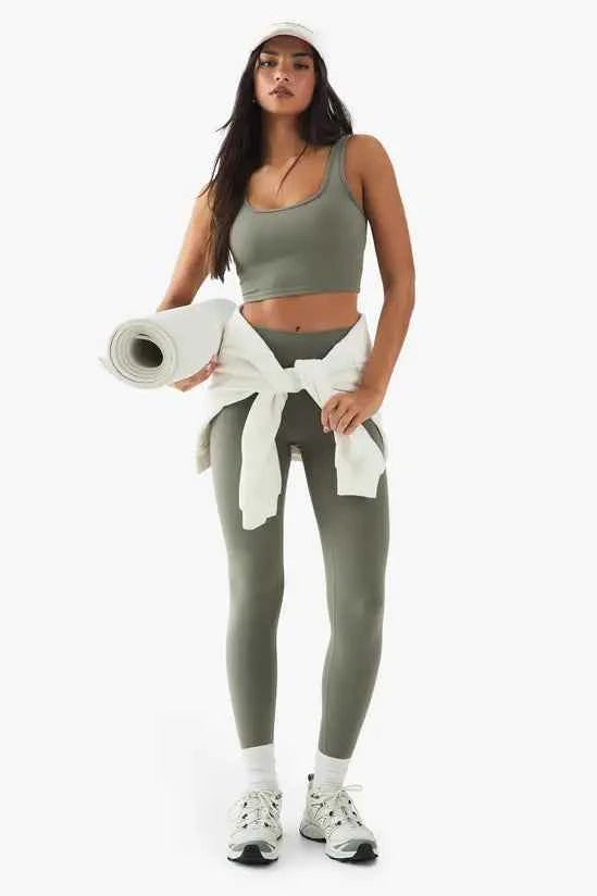 DSGN Studio DSGN Studio Highwaist Sculpt Legging