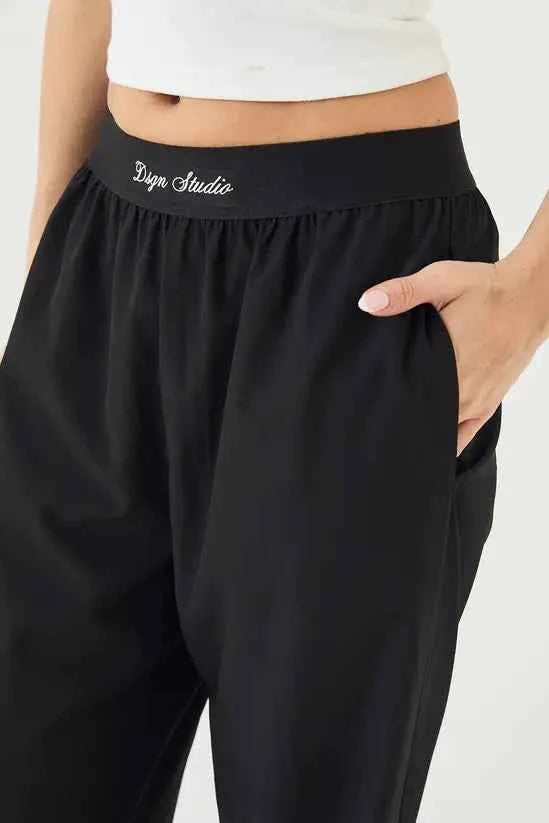 DSGN Studio DSGN Studio Elasticated Waist Straight Leg Trouser