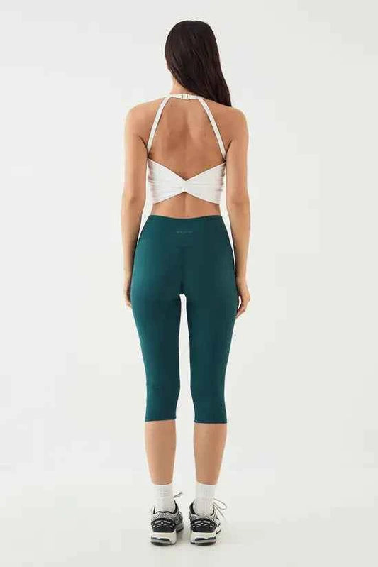 DSGN Studio Sculpt Wrap Waist Capri Legging