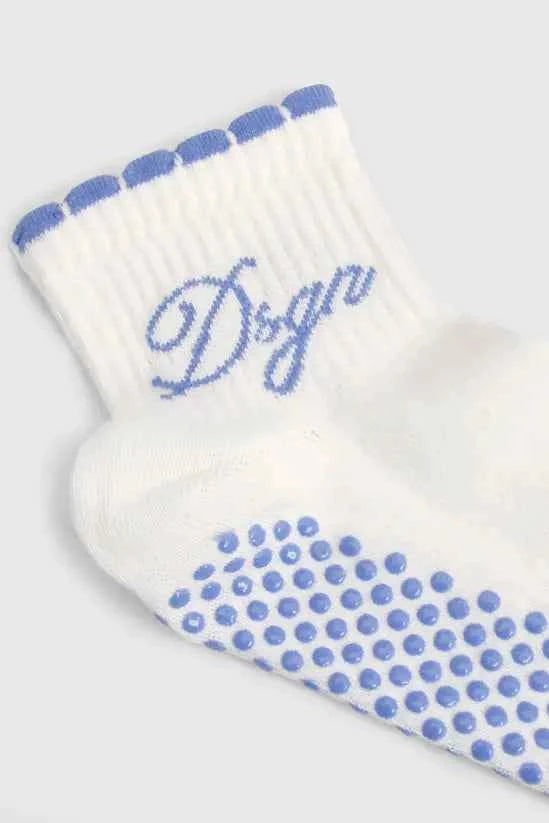 DSGN Studio Grip Socks