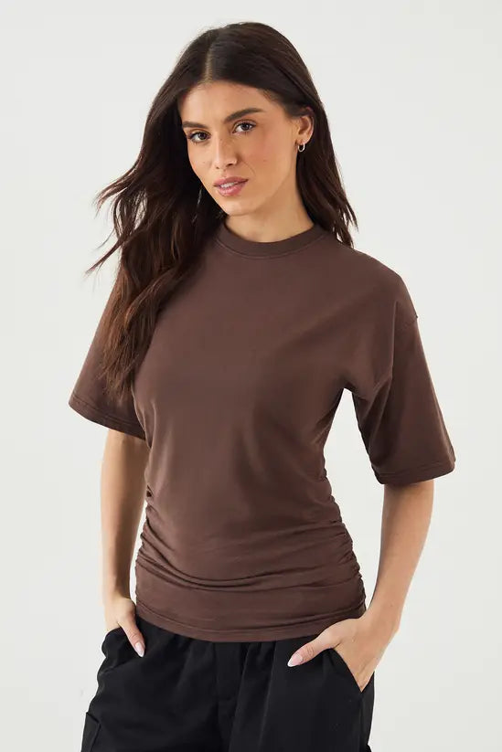 DSGN Studio Ruched Side Cinched Short Sleeve Top
