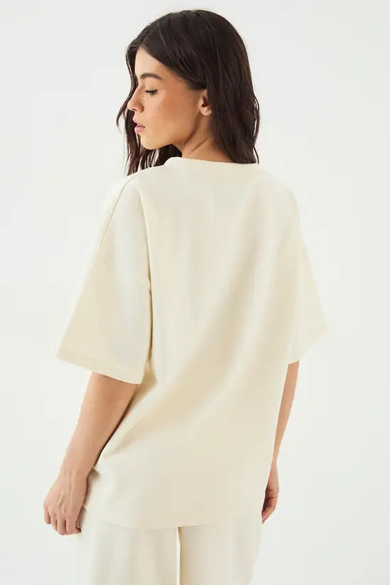 DSGN Studio Interlock V Neck Oversized T-Shirt