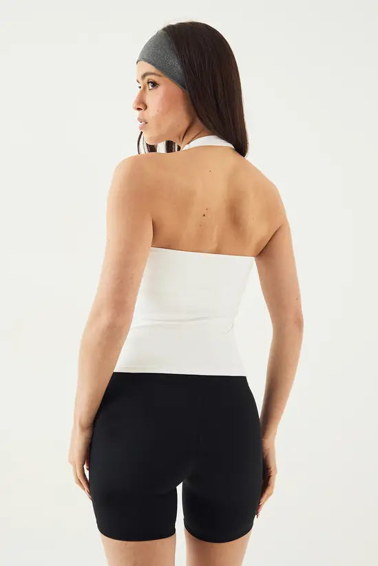 DSGN Studio Sports Sculpt Seam Detail Padded Halterneck Top