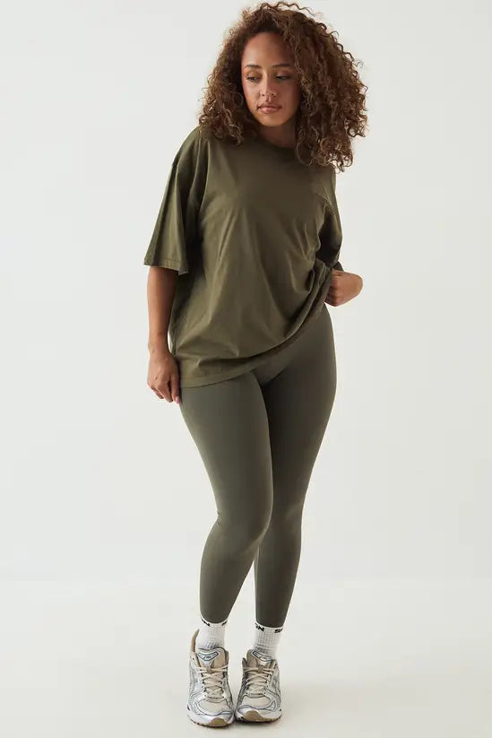 DSGN Studio Sport Training Club Oversized T-Shirt